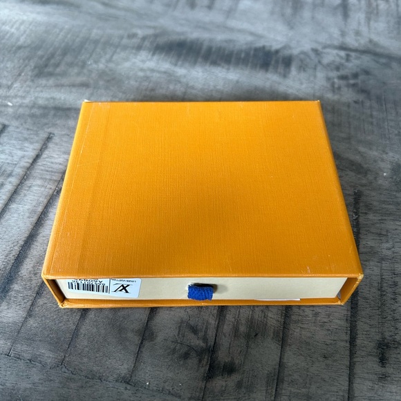 Louis Vuitton Wallet - REAL - Picture 5 of 7